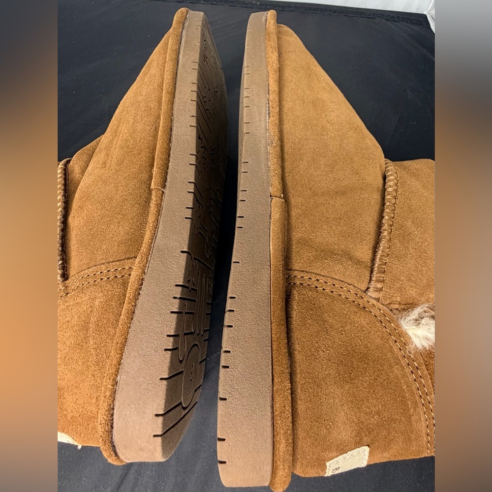 BEARPAW Women's Abigail Suede Sheepskin Wool Toggle Boots - Size 8 NWOT - Picture 8 of 8